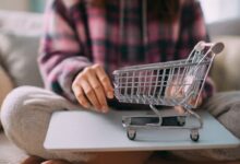 Smart Lifestyle Hacks to Save Money While Shopping Online
